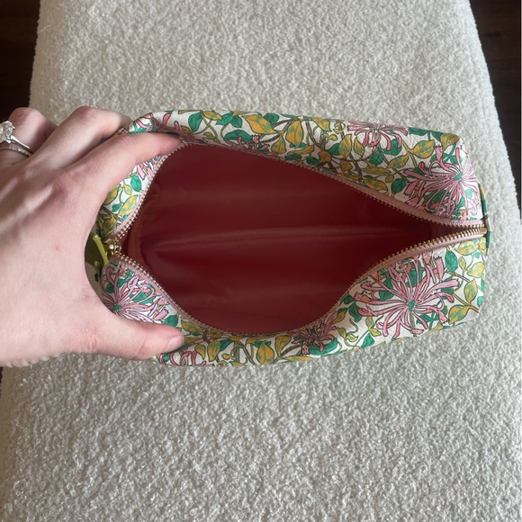 NWT William Morris At Home Honeysuckle Large Wash Bag - Picture 6 of 10